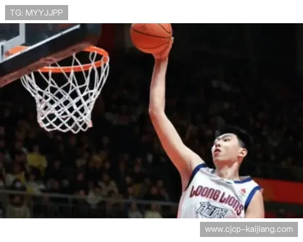 广东男篮内线轮换策略 应对高大中锋成课题